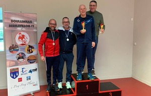 Catégorie V2
L'HOTE Philippe et LENTE Laurent ( Ville-Flixecourt-Abbeville)
BRIOIST Johann et BONTEMPS Freddy ( Roye-Péronne)
BEAUCOUSIN Nicolas et VIDAL Bruno ( Amiens Léo Lagrange)